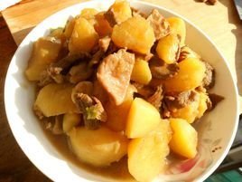 土豆炖肉